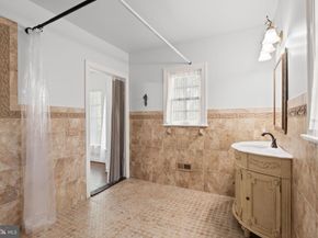 4015 N Randolph Street, Arlington VA 22207