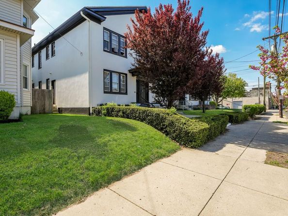 210 Pond Street, Bristol PA 19007