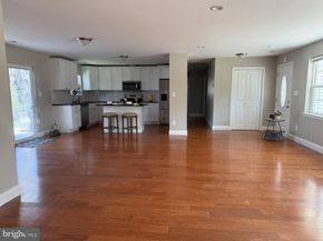 1107 Cromwell Road, Glenside PA 19038