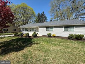 1107 Cromwell Road, Glenside PA 19038