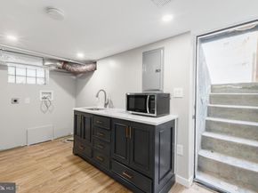1121 Shelmire Avenue, Philadelphia PA 19111