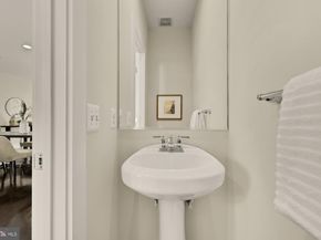 3310 9TH Street NE 1, Washington DC 20017