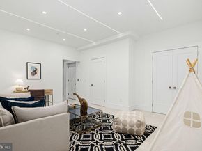 1102 Cypress Street, Philadelphia PA 19107