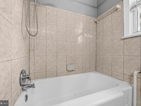 520 49TH Street NE, Washington DC 20019