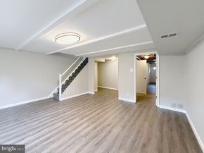 7528 Valley Avenue, Philadelphia PA 19128