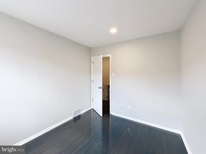7528 Valley Avenue, Philadelphia PA 19128