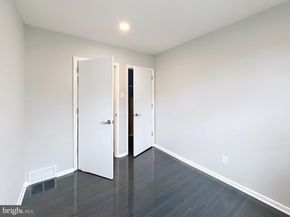 7528 Valley Avenue, Philadelphia PA 19128