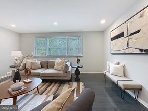 7528 Valley Avenue, Philadelphia PA 19128