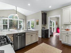 4004 9TH Street S, Arlington VA 22204