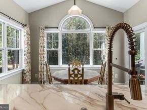 4004 9TH Street S, Arlington VA 22204