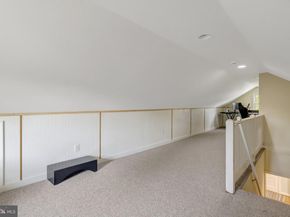 2850 Brook Drive, Falls Church VA 22042