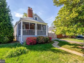 2850 Brook Drive, Falls Church VA 22042
