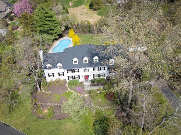 1 Saint Andrews Court, New Hope PA 18938