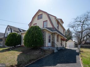 828 Mason Avenue, Drexel Hill PA 19026