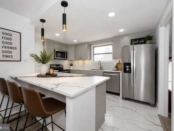828 Mason Avenue, Drexel Hill PA 19026