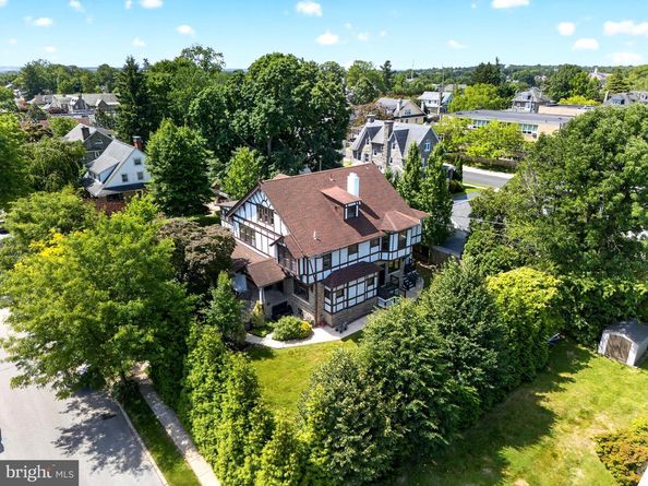 454 Forrest Avenue, Drexel Hill PA 19026