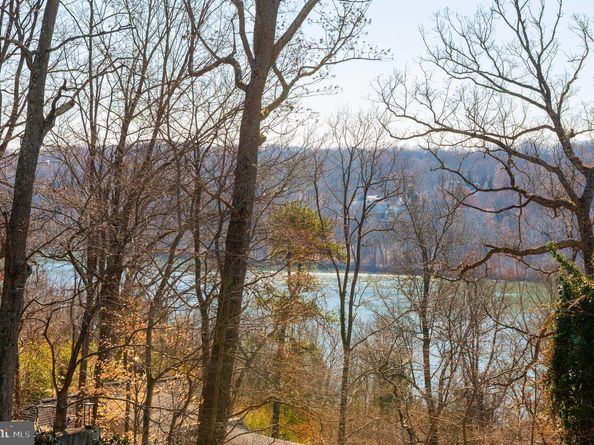 5124 Wissioming Road, Bethesda MD 20816