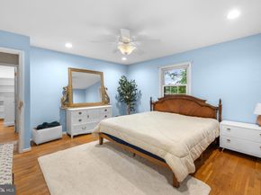 410 Victoria Court NW, Vienna VA 22180