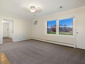 10 Blue Ridge Drive, Levittown PA 19057