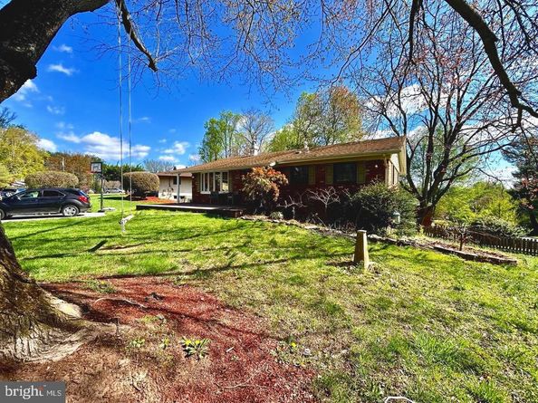 3715 Moss Drive, Annandale VA 22003