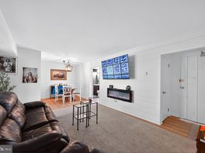 2821 Kalmia Lee Court 302, Falls Church VA 22042