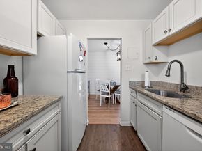 2821 Kalmia Lee Court 302, Falls Church VA 22042