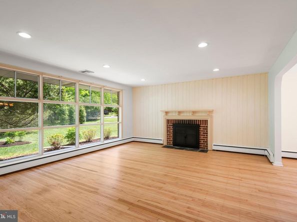 824 Old Eagle School Road, Wayne PA 19087