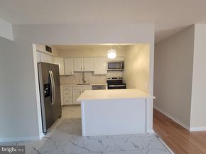 10313 Valley Forge Circle 313, King Of Prussia PA 19406