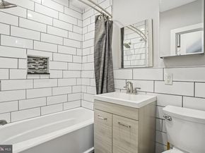 718 Bradford Alley, Philadelphia PA 19147
