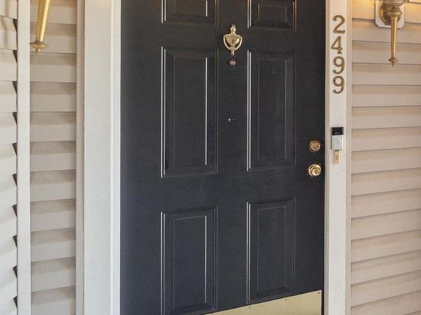 2499 Curie 111, Herndon VA 20171