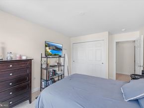 2499 Curie 111, Herndon VA 20171