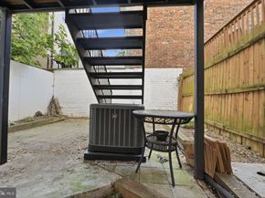 706 12TH Street NE, Washington DC 20002