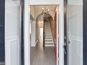 706 12TH Street NE, Washington DC 20002