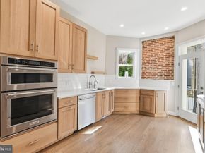 706 12TH Street NE, Washington DC 20002