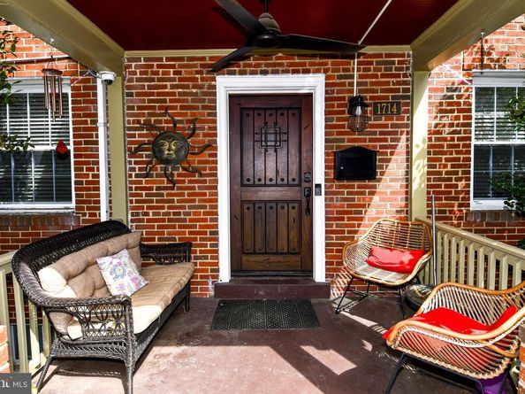 1714 33rd Place SE, Washington DC 20020
