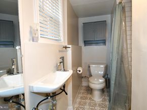 1714 33rd Place SE, Washington DC 20020
