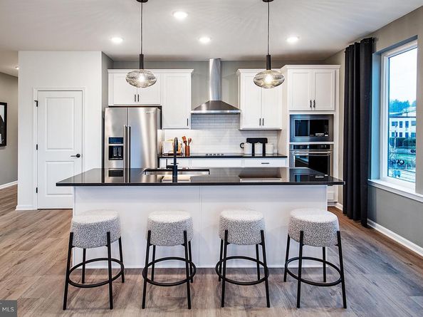 453 Washington Street 107 IVY, Conshohocken PA 19428