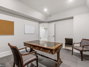 702 Enderby Drive, Alexandria VA 22302