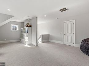 702 Enderby Drive, Alexandria VA 22302
