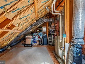 702 Enderby Drive, Alexandria VA 22302