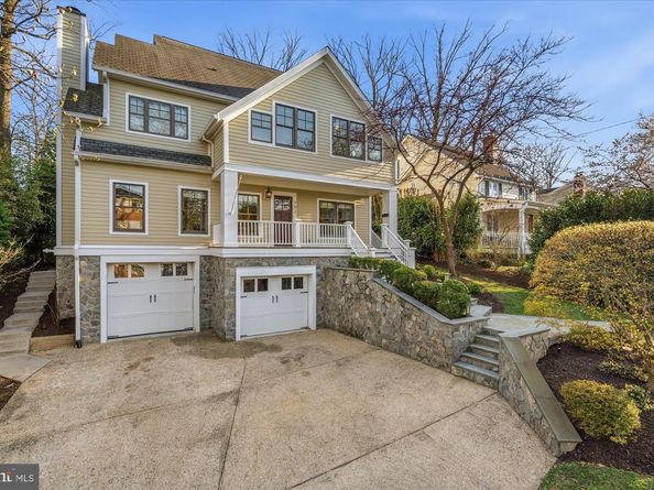 702 Enderby Drive, Alexandria VA 22302