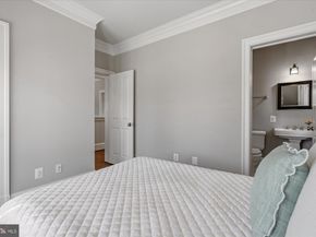 702 Enderby Drive, Alexandria VA 22302