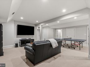 702 Enderby Drive, Alexandria VA 22302