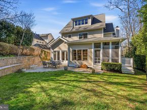 702 Enderby Drive, Alexandria VA 22302