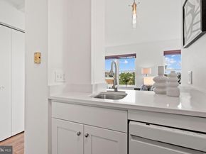 1736 Willard Street NW 506, Washington DC 20009