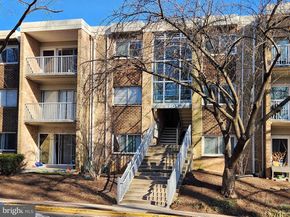2901 Charing Cross Road 8, Falls Church VA 22042