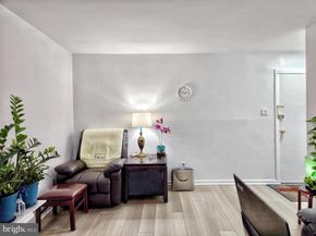 2901 Charing Cross Road 8, Falls Church VA 22042