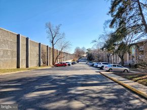 2901 Charing Cross Road 8, Falls Church VA 22042