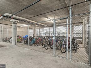 5563 Seminary Road 107, Falls Church VA 22041