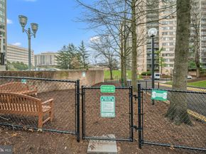 5563 Seminary Road 107, Falls Church VA 22041